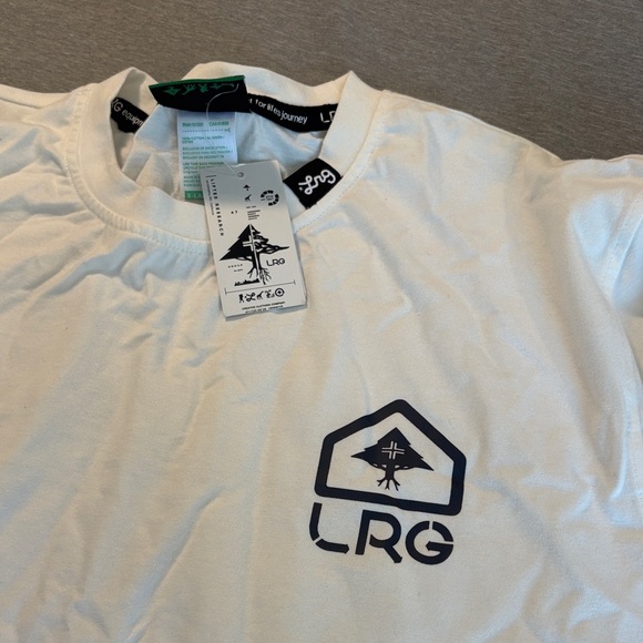 LRG Men's White Long Sleeve Graphic Tee - Picture 7 of 9